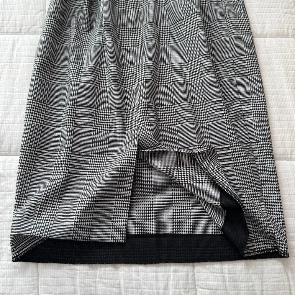 Eliza J grey short sleeve dress with belt, size size 2 - Picture 5 of 10